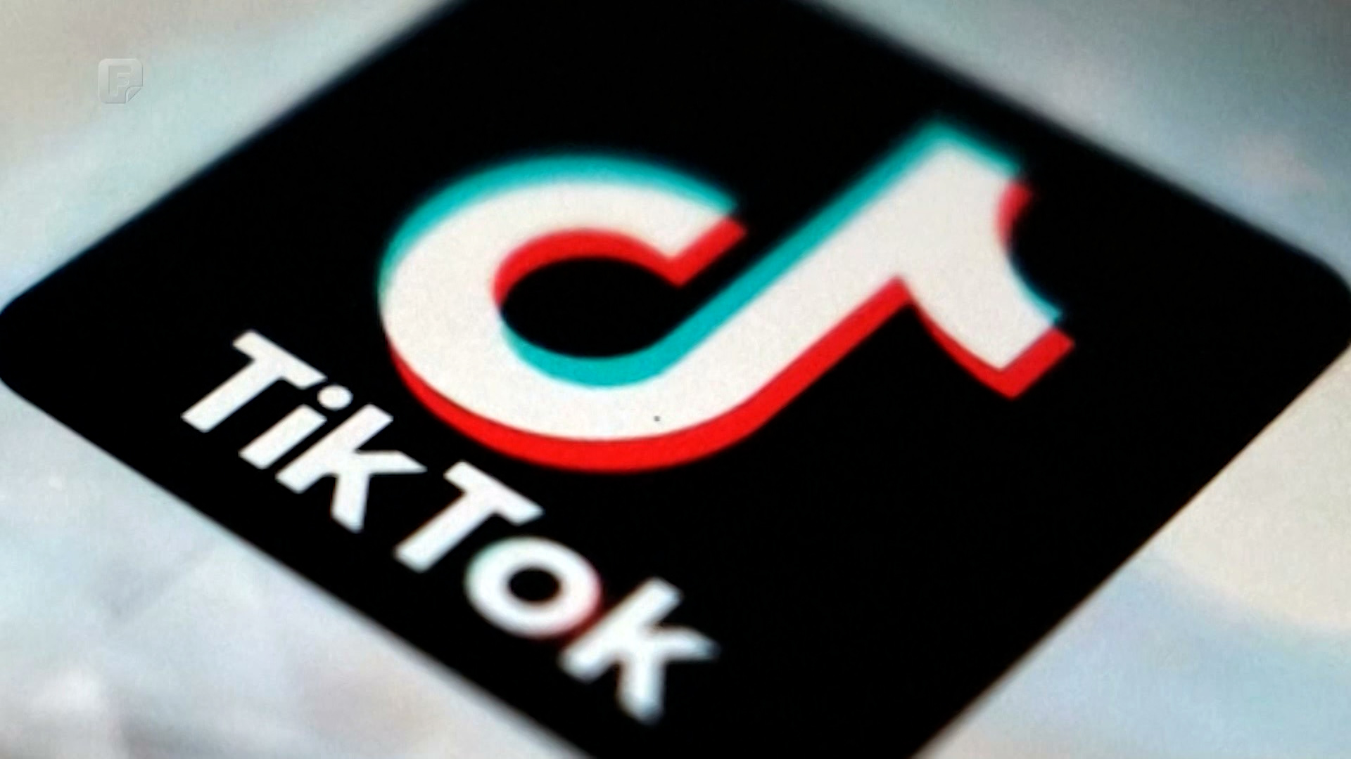 TikTok - bezazlena mobilna aplikacija ili špijunsko oruđe u rukama Kineza?